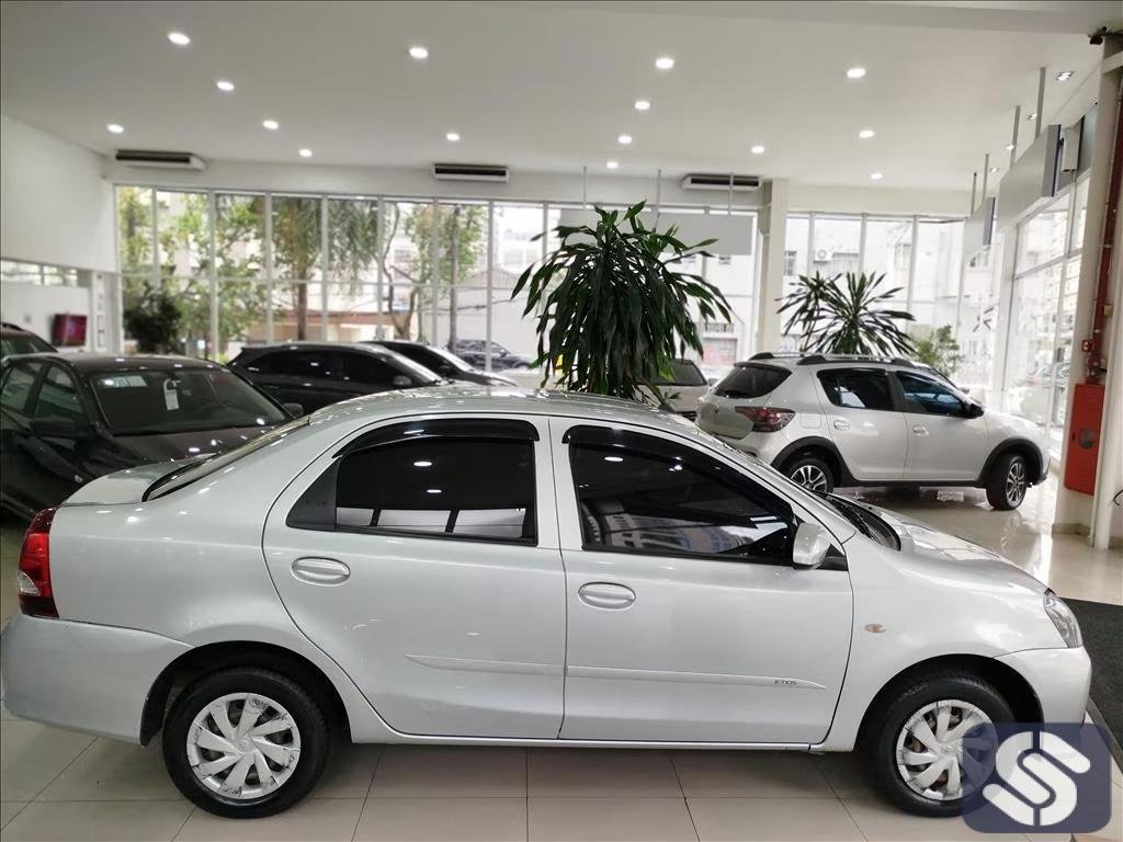 TOYOTA ETIOS X SEDAN  CÓD. P0198