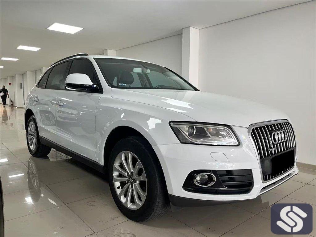 AUDI Q5 ATTRACTION AUTO.  CÓD. P0110